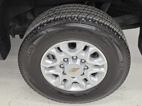 Used 2025 Chevrolet Silverado 2500 LTZ w/ LTZ Premium Package AWD/4WD image 54