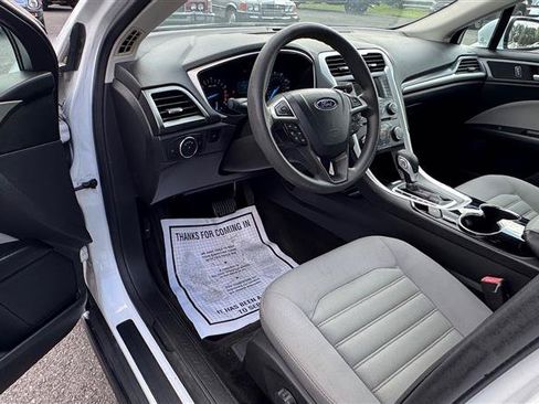 Used 2015 Ford Fusion S FWD image 30