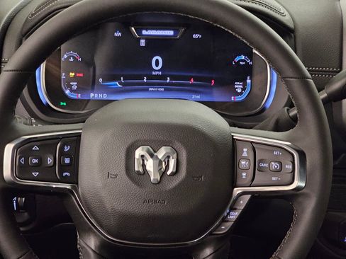 New 2026 RAM 2500 Laramie AWD/4WD image 8