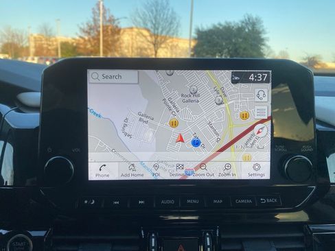 Used 2024 Nissan Pathfinder SL image 21