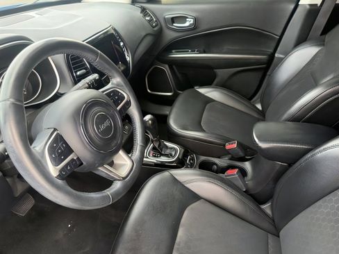 Used 2019 Jeep Compass Altitude image 17
