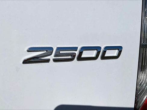 Used 2024 Mercedes-Benz Sprinter 2500 image 10