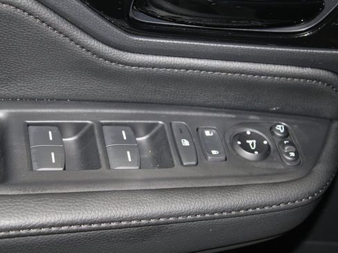 Used 2025 Honda Odyssey Elite image 9