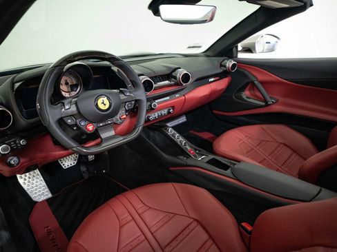 Certified 2022 Ferrari 812 GTS RWD image 39