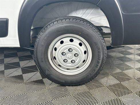 Used 2023 RAM ProMaster 2500 image 32