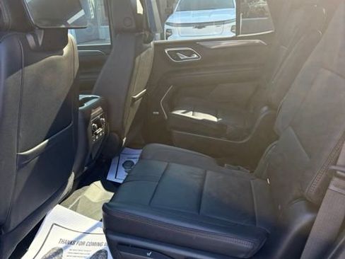 Used 2021 Chevrolet Tahoe RST w/ Luxury Package AWD/4WD image 11