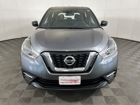 Used 2020 Nissan Kicks S FWD image 7