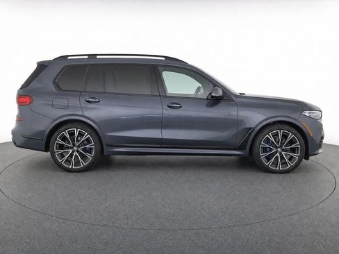 Used 2022 BMW X7 M50i AWD/4WD image 8