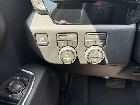 New 2026 Chevrolet Silverado 1500 RST AWD/4WD image 15