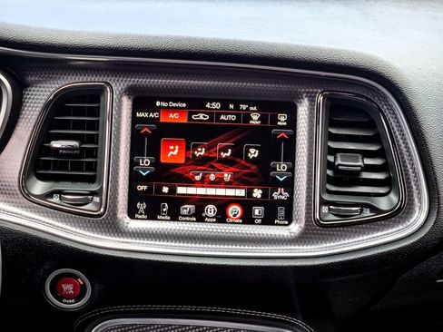 Used 2015 Dodge Challenger SRT Hellcat image 15