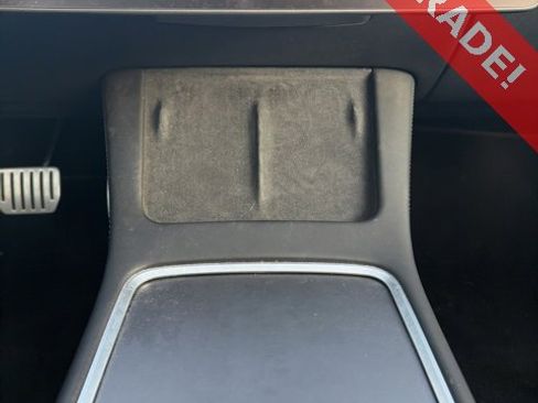 Used 2023 Tesla Model 3 Performance image 11