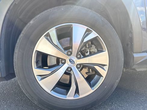 Used 2023 Subaru Ascent Premium AWD/4WD image 14