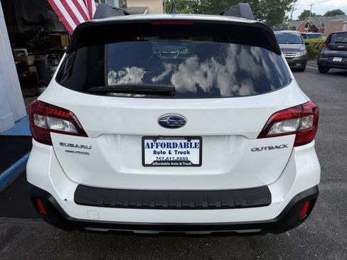 Used 2018 Subaru Outback 2.5i Premium AWD/4WD image 10