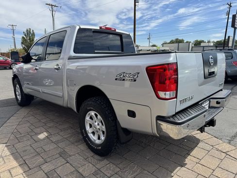 Used 2007 Nissan Titan SE AWD/4WD image 4