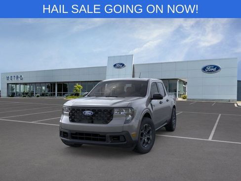 New 2026 Ford Maverick XLT w/ XLT Luxury Package image 3