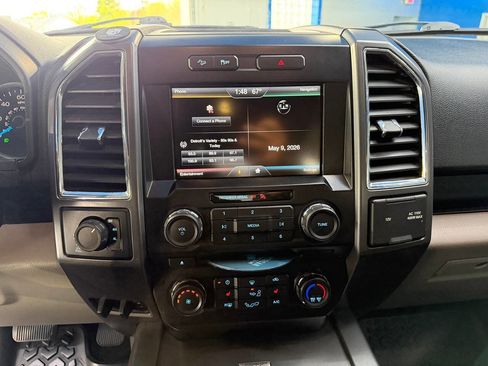 Used 2015 Ford F150 XLT w/ Equipment Group 302A Luxury AWD/4WD image 29