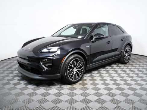 New 2026 Porsche Macan Electric image 1