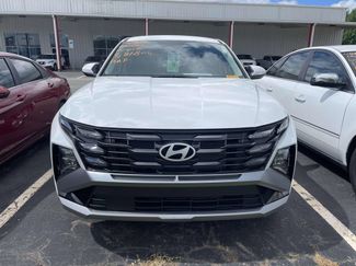Used 2026 Hyundai Tucson SE FWD video 2