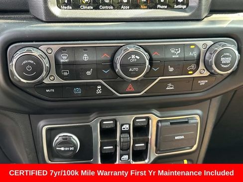 Used 2023 Jeep Wrangler Unlimited Rubicon 4xe w/ Cold Weather Group AWD/4WD image 19