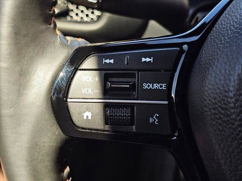 Used 2025 Honda HR-V Sport image 28