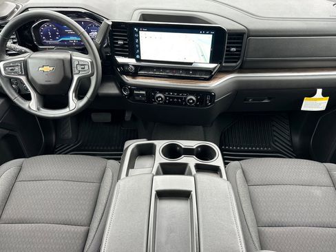 New 2025 Chevrolet Silverado 1500 LT image 13