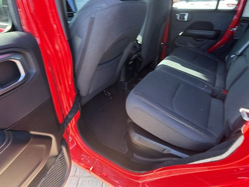 Used 2025 Jeep Wrangler Sahara w/ Safety Group image 23