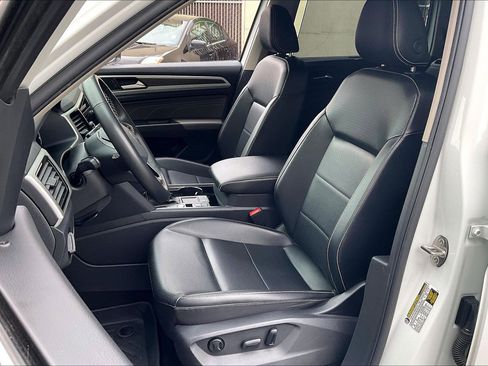 Certified 2022 Volkswagen Atlas SE FWD image 24