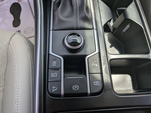 Certified 2026 Kia Sorento S FWD image 28