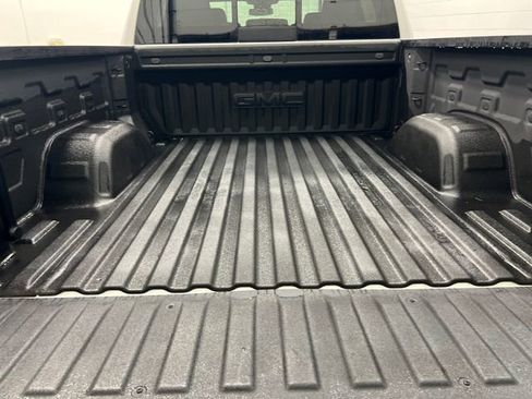 Used 2022 GMC Sierra 1500 SLT w/ SLT Premium Plus Package image 14