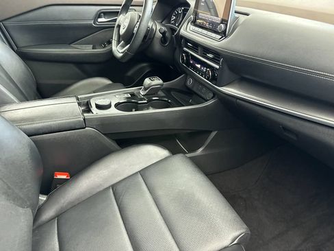 Used 2023 Nissan Rogue SV w/ SV Premium Package AWD/4WD image 15