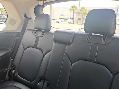 Used 2024 Honda Pilot Touring image 26