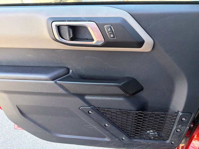 Used 2024 Ford Bronco Wildtrak AWD/4WD image 16