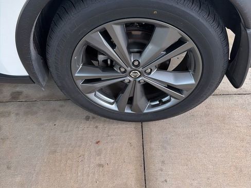 Used 2020 Nissan Murano Platinum image 4