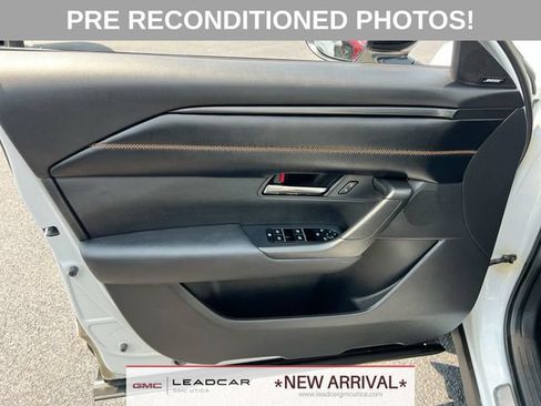 Used 2023 MAZDA CX-50 2.5 Turbo w/ Accent Package AWD/4WD image 23