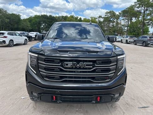 Used 2025 GMC Sierra 1500 AT4 w/ Technology Package image 14