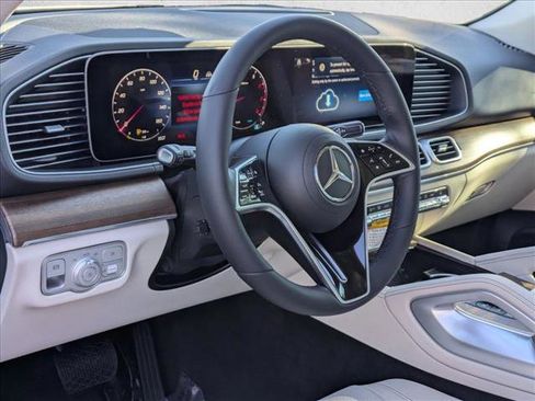 New 2026 Mercedes-Benz GLE 450 GLE 450 image 3