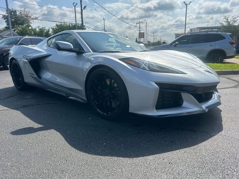 Used 2026 Chevrolet Corvette Z06 RWD image 30