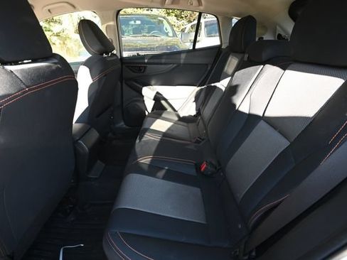 Used 2018 Subaru Crosstrek 2.0i Premium AWD/4WD image 10
