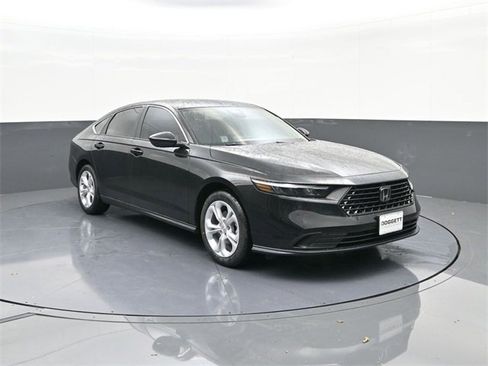New 2026 Honda Accord LX image 7