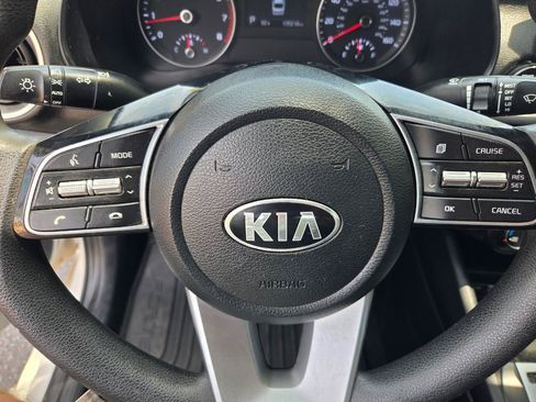 Used 2020 Kia Forte Sedan FWD image 9