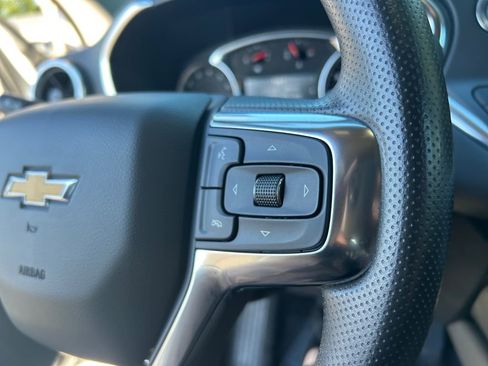 Used 2025 Chevrolet Blazer LT image 18