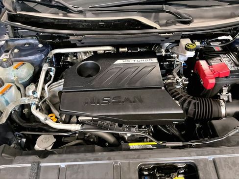 Used 2023 Nissan Rogue S AWD/4WD image 28
