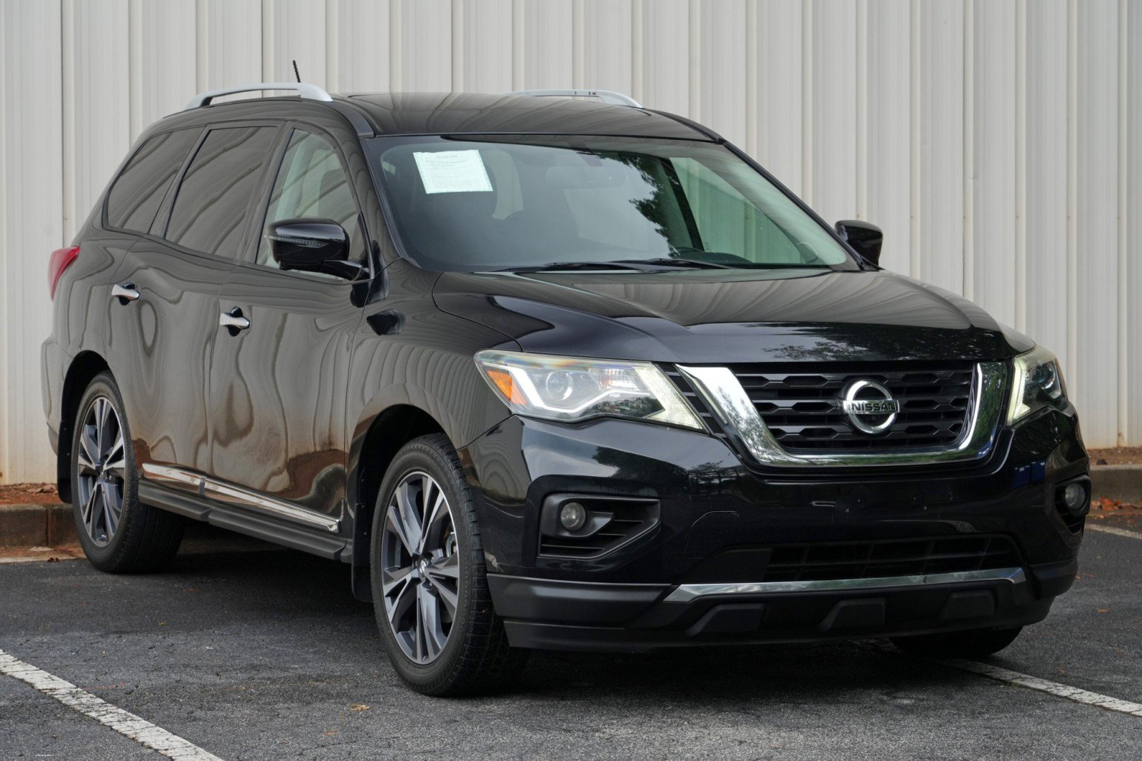 Used 2017 Nissan Pathfinder Platinum AWD/4WD image 58