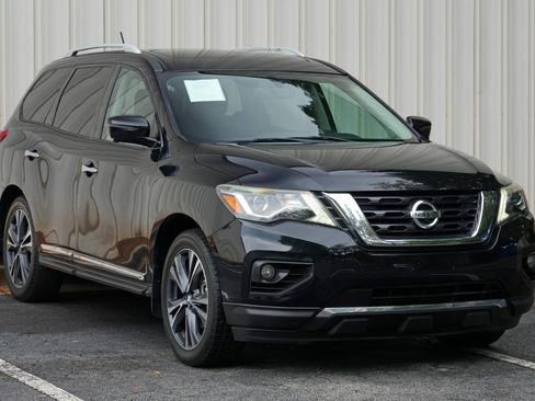 Used 2017 Nissan Pathfinder Platinum AWD/4WD image 58