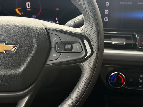 Used 2024 Chevrolet TrailBlazer LT image 11