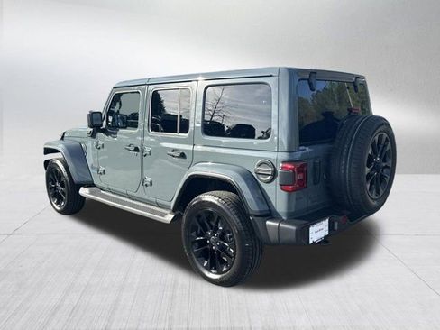 Certified 2025 Jeep Wrangler Unlimited Sahara AWD/4WD image 7