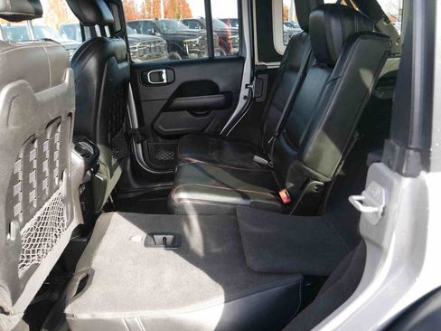 Used 2021 Jeep Wrangler Unlimited Rubicon image 19