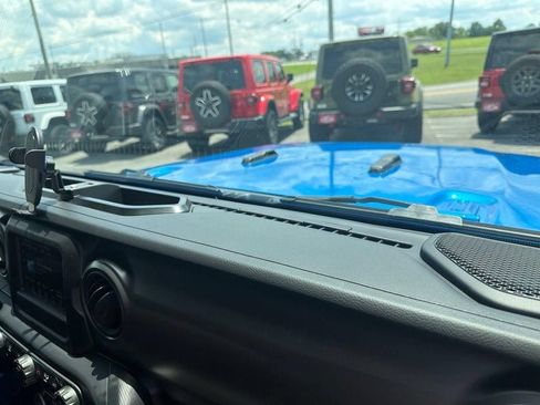 Used 2023 Jeep Wrangler Sport AWD/4WD image 22