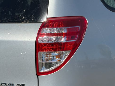 Used 2010 Toyota RAV4 Sport w/ Premium Pkg FWD image 21