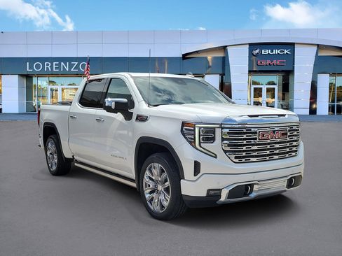 Used 2024 GMC Sierra 1500 Denali AWD/4WD image 3